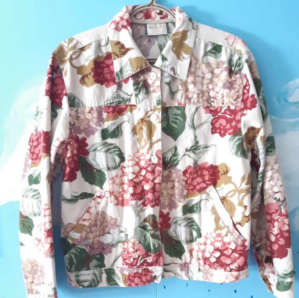 Vintage flower jacket M